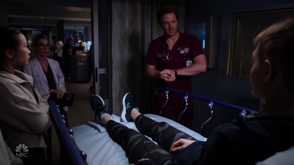 New Balance Women's Sneakers in Chicago Med – Season 5, Episode 2, We're Lost in the Dark (2019) (Image 1)