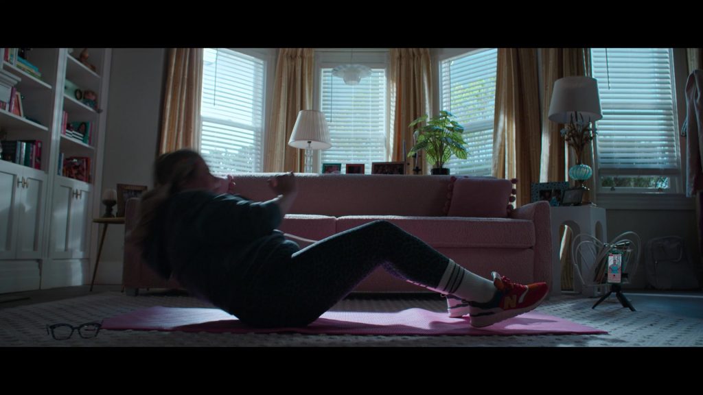 New Balance Women's Sneakers in Criminal Minds - Evolution S01E02 “Sicarius” (2022) (Image 1)