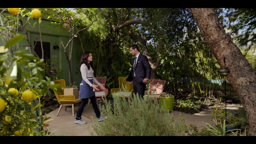 New Balance Women's Sneakers in The Lincoln Lawyer S02E04 “Discovery” (2023) (Image 1)