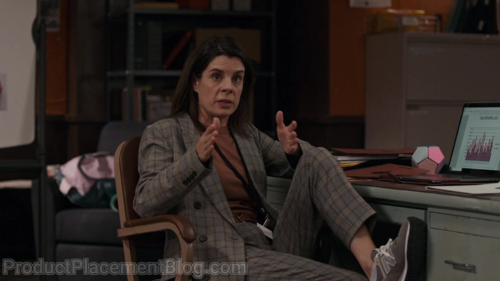 New Balance Women's Sneakers of Meredith MacNeill as Sam Wazowski in Pretty Hard Cases S01E03 “Nuts” (2021) (Image 2)
