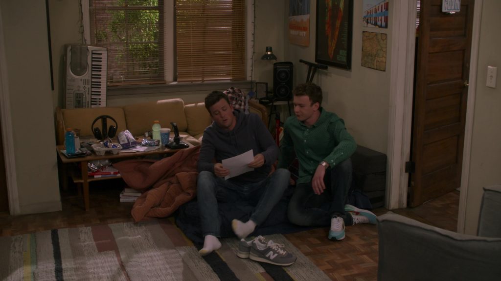 New Balance and Nike Shoes in Frasier S01E08 “The B Story” (2023) (Image 2)