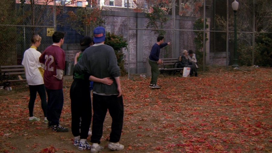 Nike Sneakers Worn by Matthew Perry (Chandler Bing), Jennifer Aniston (Rachel Green), Courteney Cox (Monica Geller), David Schwimmer (Ross Geller) and Matt LeBlanc (Joey Tribbiani) in Friends Season 3 Episode 9 