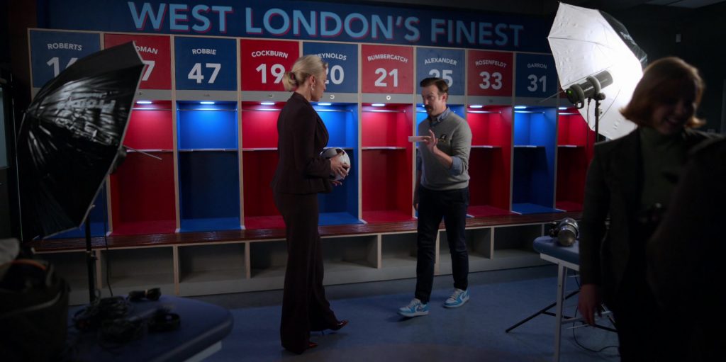 Nike AJ 1 Low Top Blue-White Sneakers Worn by Jason Sudeikis in Ted Lasso S01E09 “All Apologies” (2020) (Image 1)