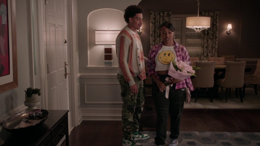 Nike AJ 1 Sneakers Worn by Marcus Scribner as Andre Johnson, Jr. in Black-ish S08E09 “And the Winner Is…” (2022) (Image 1)
