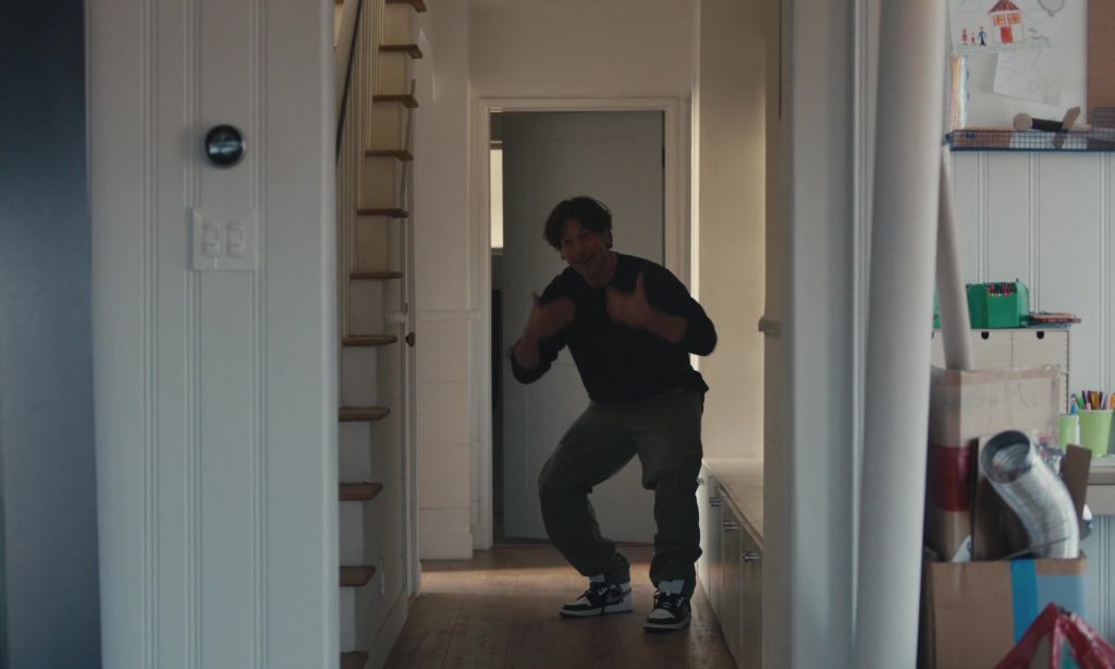 Nike AJ 1 Sneakers of Jon Bernthal as Josh in Sharp Stick (2022) (Image 1)