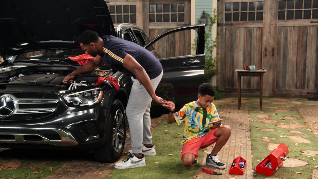 Nike Air Force 1 '07 LV8 NBA Sneakers of Anthony Alabi as Moz McKellan in Family Reunion S03E02 “Remember When Jade Broke a Nail” (2021) (Image 1)