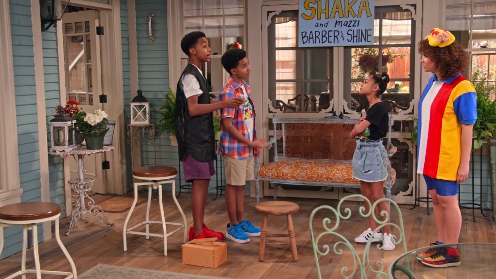 Nike Air Force 1 Blue Sneakers of Cameron J. Wright as Mazzi McKellan in Family Reunion S04E07 “Remember M'Dear's Roast” (2021) (Image 1)
