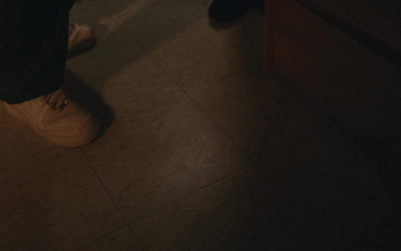 Nike Air Force 1 Low sneakers in The Terror S03E04 “A Number in the System” (2026) (Image 1)