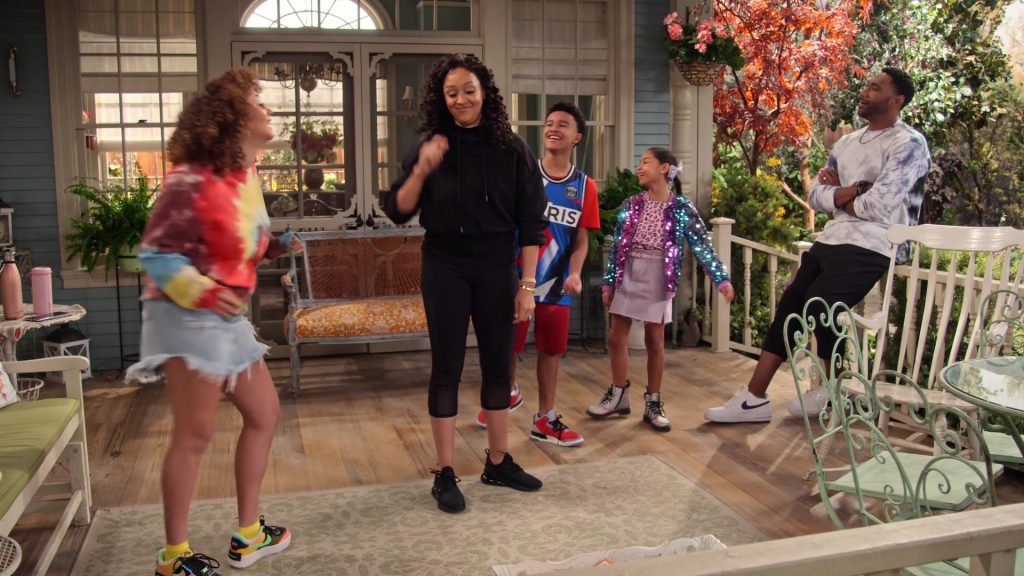 Nike Air Force 1 Shadow SE Sneakers of Talia Jackson as Jade McKellan in Family Reunion S03E08 “Remember When Cocoa Found Her Calling” (2021) (Image 1)