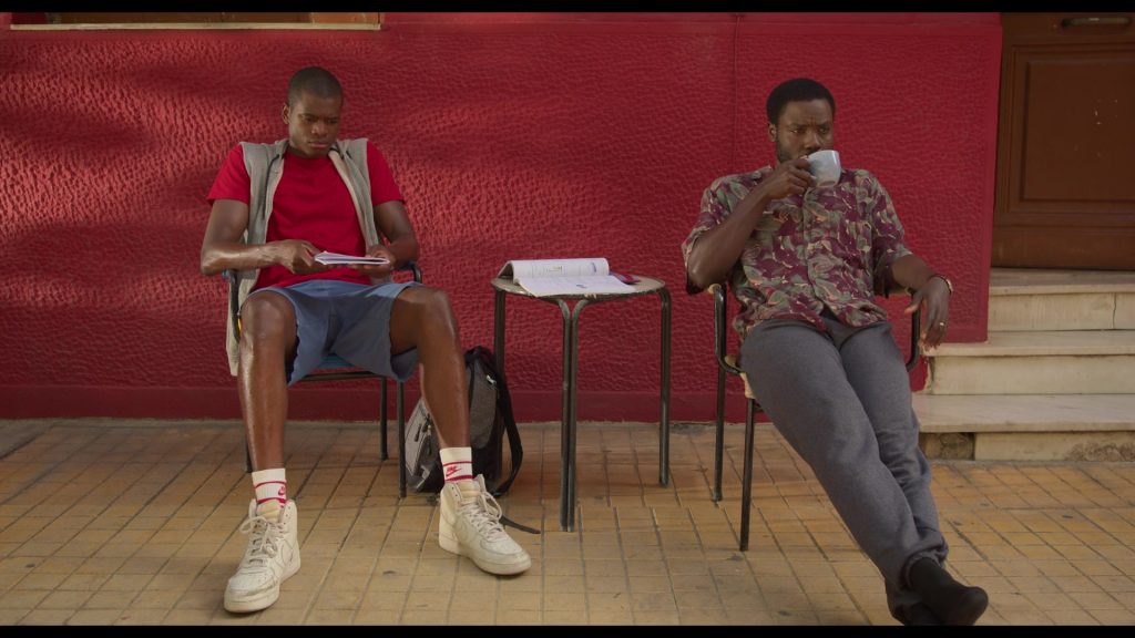 Nike Air Force 1 Sneakers in Rise (2022) (Image 5)