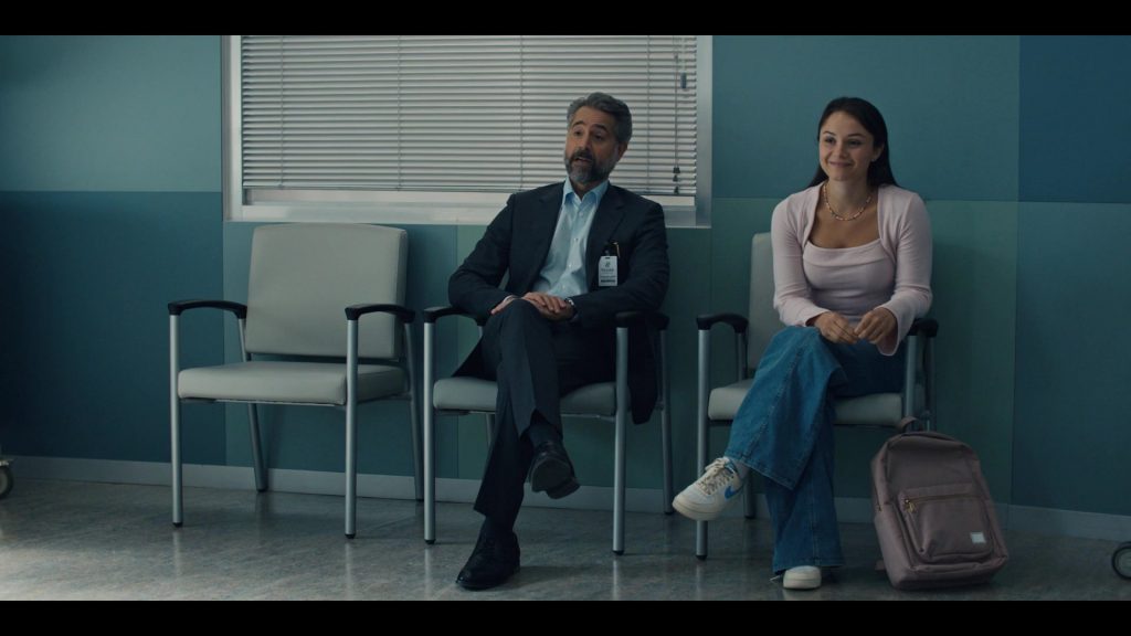 Nike Air Force 1 low-top sneakers in Doc S02E08 “He Loved You” (2025) (Image 1)