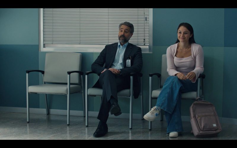 Nike Air Force 1 low-top sneakers in Doc S02E08 “He Loved You” (2025) (Image 1)
