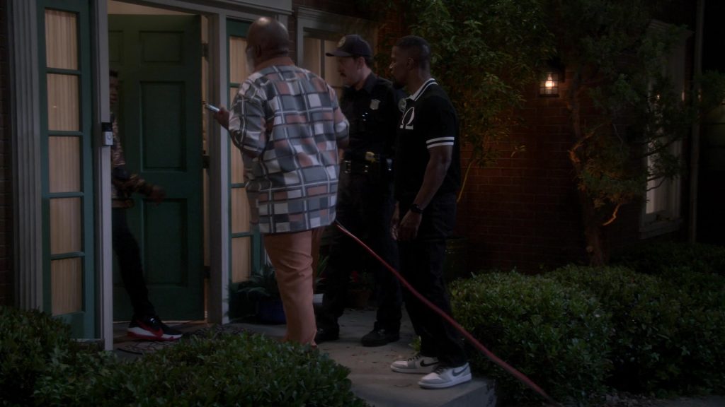 Nike Air Jordan 1 Low Shoe of Jamie Foxx as Brian Dixon in Dad Stop Embarrassing Me! S01E04 “#NipplesOrNuts” (2021) (Image 3)