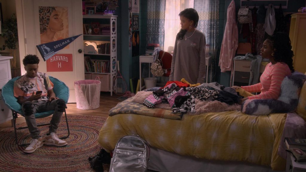 Nike Air Jordan 1 Mid Sneakers Worn by Diamond Lyons as Kelvin in The Upshaws S02E02 “Bennie's Woman” (2022) (Image 1)
