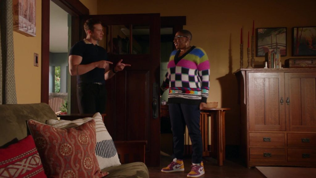 Nike Air Jordan 1 Sneakers Worn by Aisha Hinds as Henrietta ‘Hen' Wilson in 9-1-1 S06E04 “Animal Instincts” (2022) (Image 1)