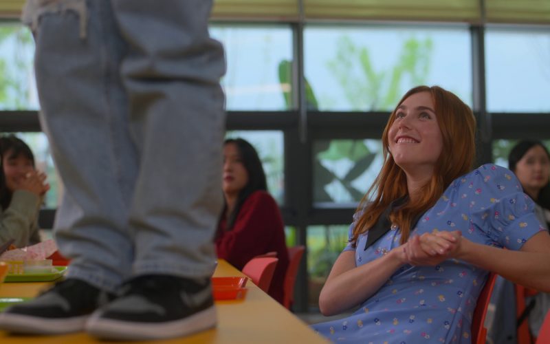 Nike Air Jordan 1 Sneakers Worn by Anna Cathcart in XO, Kitty S01E10 “OTP” (2023) (Image 1)