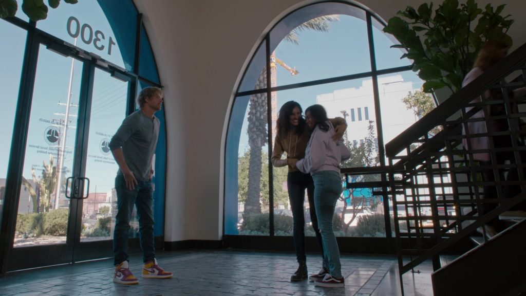 Nike Air Jordan 1 Sneakers Worn by Eric Christian Olsen as Marty Deeks in NCIS - Los Angeles S13E22 “Come Together” (2022) (Image 2)