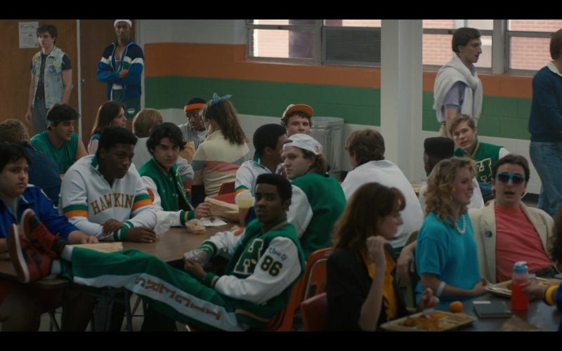 Nike Air Jordan 1 Sneakers in Stranger Things S04E01 “Chapter One - The Hellfire Club” (2022) (Image 1)