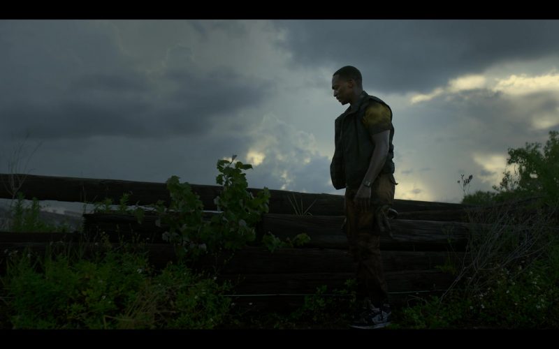 Nike Air Jordan 1 Sneakers of Anthony Mackie as John Doe in Twisted Metal S01E09 “R04DK11” (2023) (Image 1)