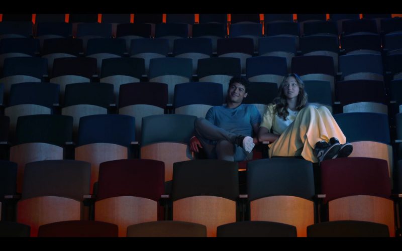 Nike Air Jordan 1 Sneakers of Ava Michelle as Jodi Kreyman in Tall Girl 2 (2022) (Image 1)