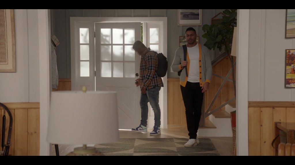 Nike Air Jordan 1 Sneakers of Daniel Ezra as Spencer James in All American S05E09 “Feel It in the Air” (2023) (Image 1)