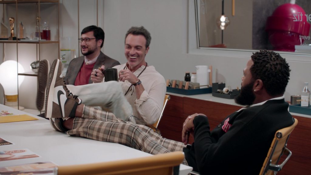 Nike Air Jordan 1 ‘Travis Scott' Sneakers in Black-ish S08E07 “Sneakers by the Dozen” (2022) (Image 2)