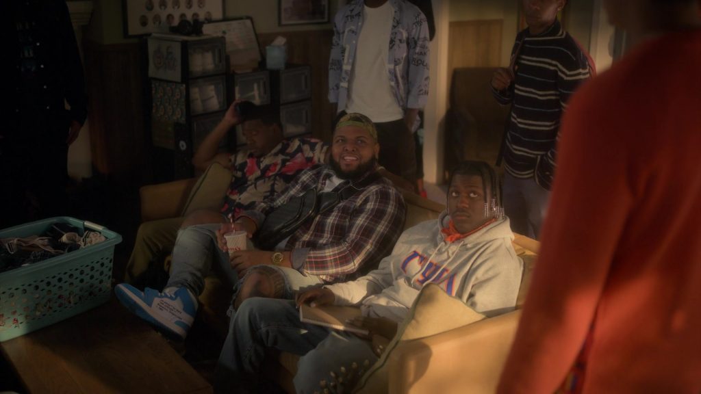 Nike Air Jordan 1 x Off- White Sneakers in Grown-ish S06E12 “Get Rich or Die Tryin'” (2024) (Image 3)