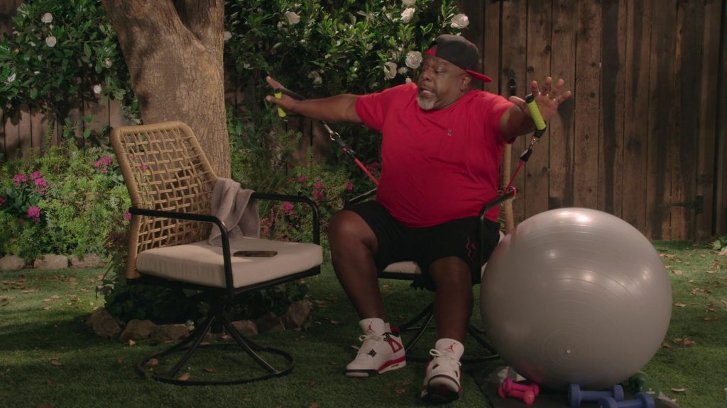 Nike Air Jordan Shoes in Crutch S01E03 “Emotional Crutch” (2025) (Image 2)