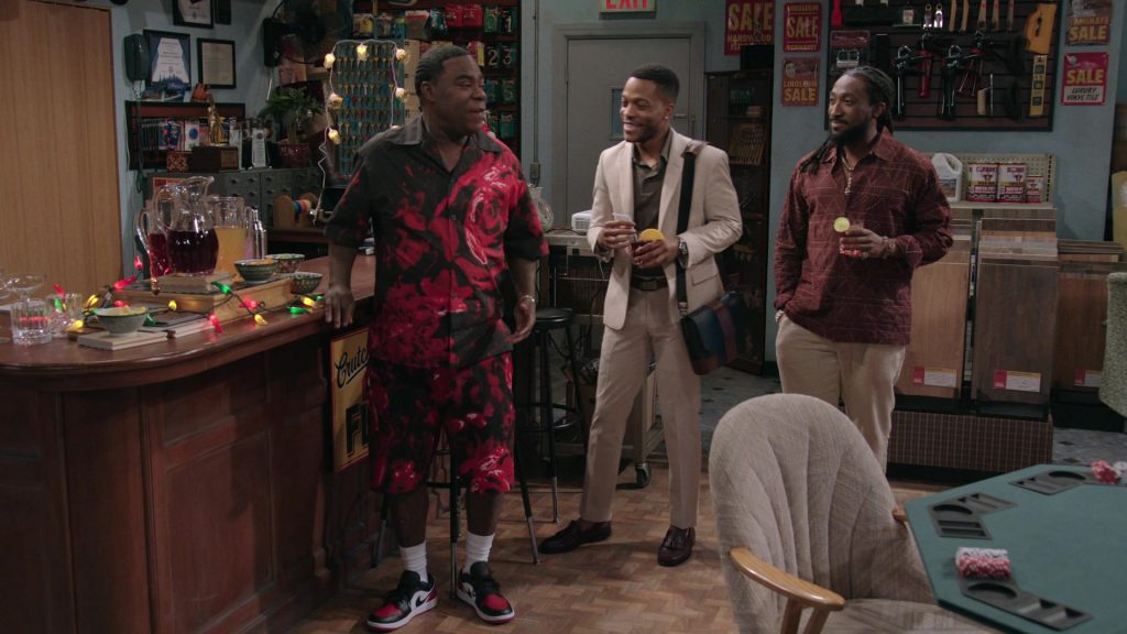 Nike Air Jordan Shoes in Crutch S01E03 “Emotional Crutch” (2025) (Image 6)