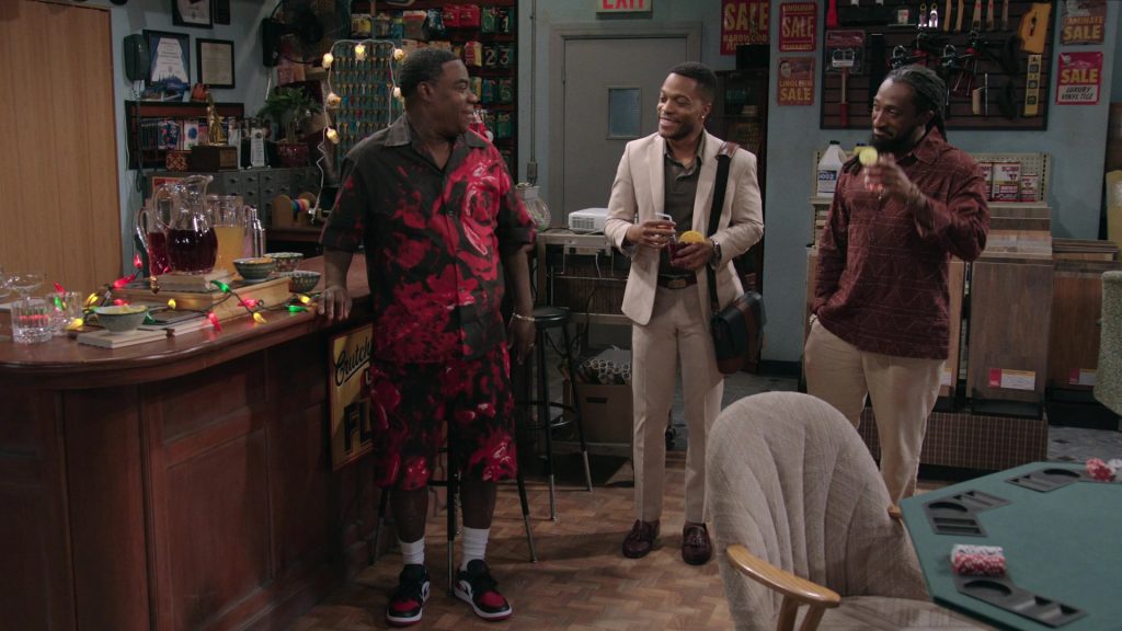 Nike Air Jordan Shoes in Crutch S01E03 “Emotional Crutch” (2025) (Image 8)