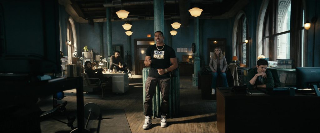 Nike Air Jordan Sneakers and Benq Monitor in The Boys S04E02 “Life Among the Septics” (2024) (Image 1)