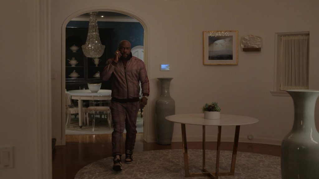 Nike Air Jordan Sneakers in Bookie S02E05 “Fruit's For Partners” (2025) (Image 4)