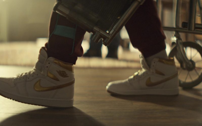 Nike Air Jordan Sneakers in Brilliant Minds S01E02 (2024) (Image 1)