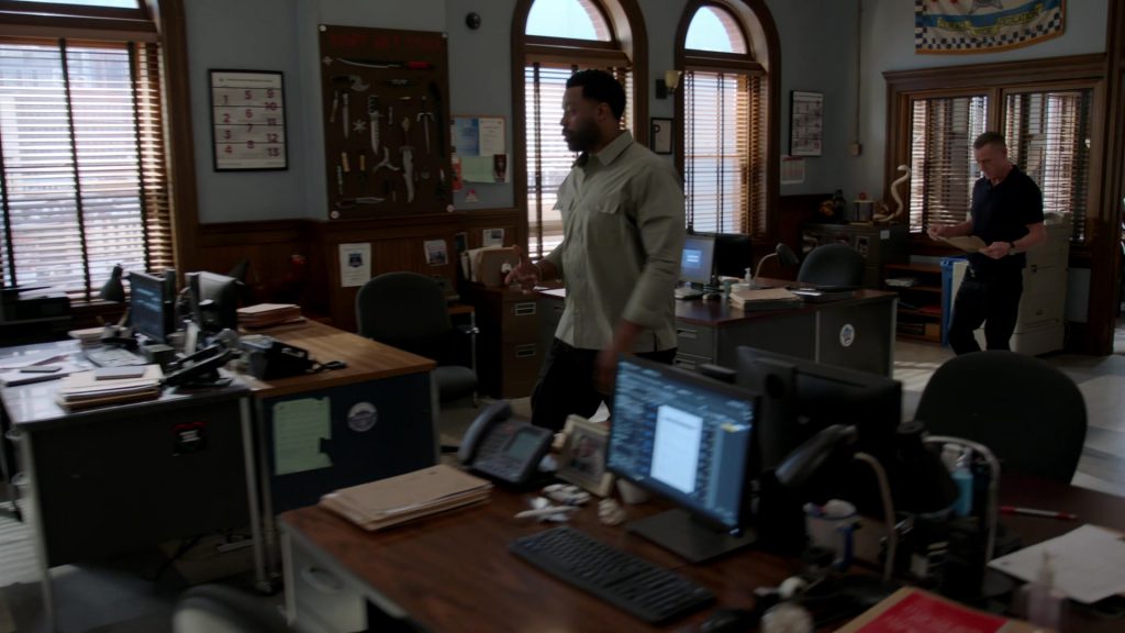 Nike Air Jordan Sneakers in Chicago P.D. S12E03 “Off Switch” (2024) (Image 5)