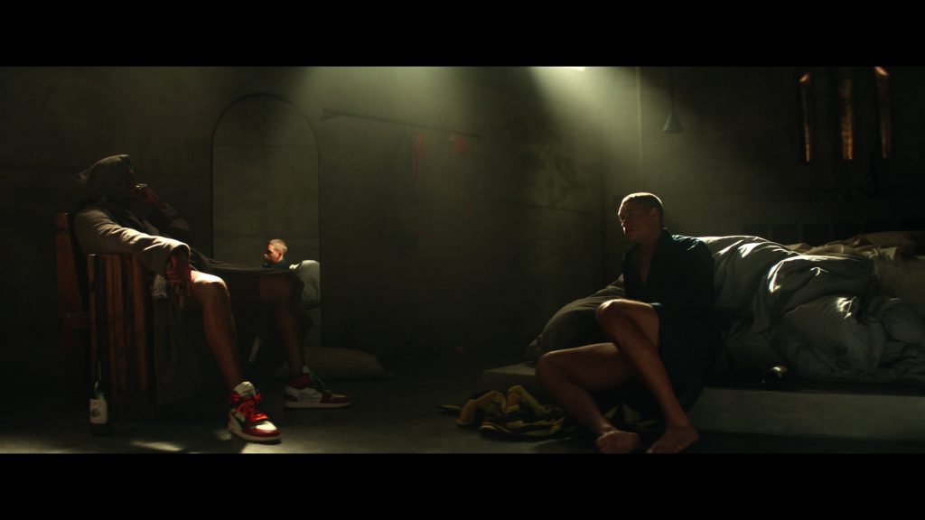 Nike Air Jordan Sneakers in Him (2025) (Image 5)