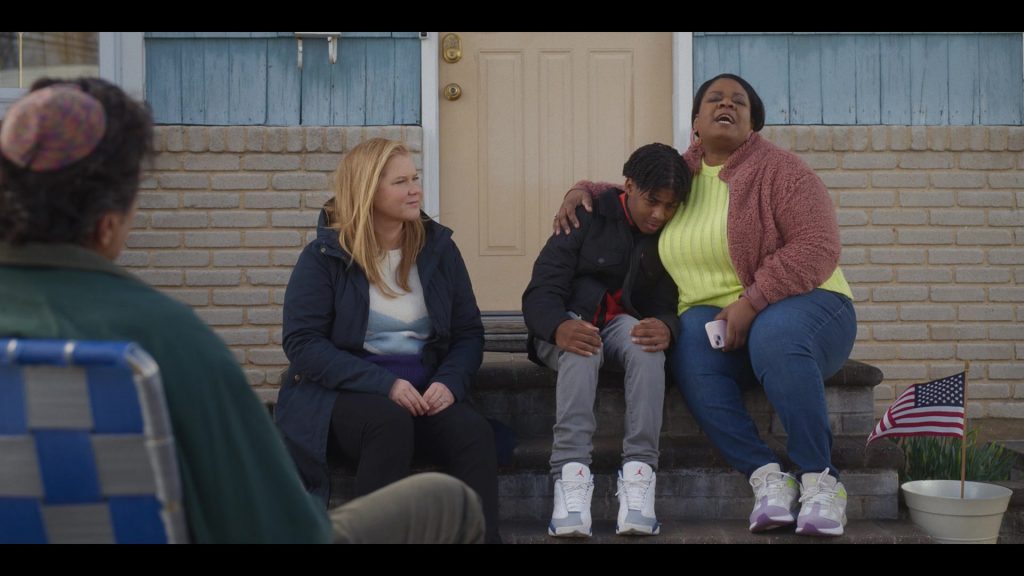 Nike Air Jordan Sneakers in Life & Beth S02E02 “Who Dat” (2024) (Image 15)