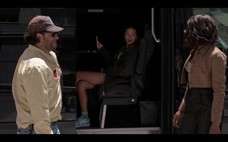 Nike Air Jordan Sneakers in Mr. Throwback S01E04 (2024) (Image 1)