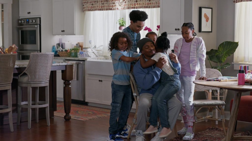 Nike Air Jordan Sneakers in Queens S01E02 “Heart of Queens” (2021) (Image 1)
