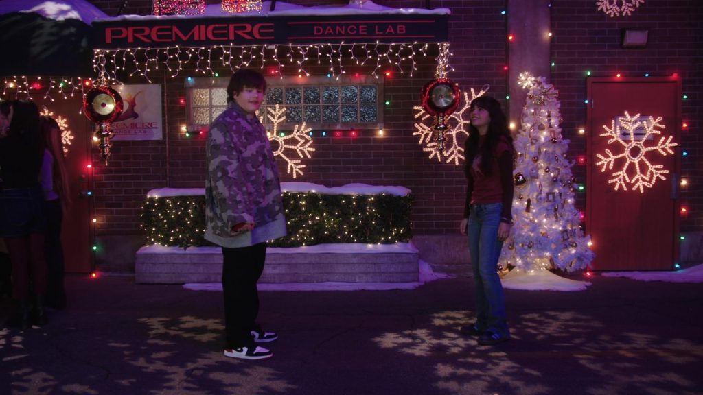 Nike Air Jordan Sneakers in Shifting Gears S02E08 “Nutcracker” (2025) (Image 4)