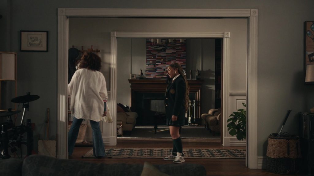 Nike Air Jordan Sneakers in The Equalizer S04E02 “Full Throttle” (2024) (Image 7)