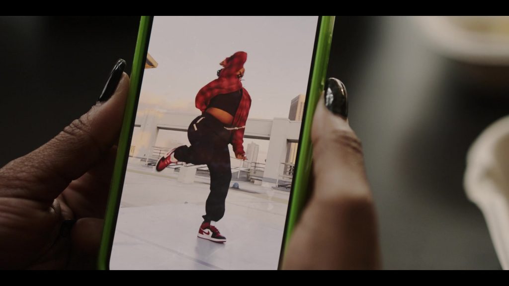 Nike Air Jordan Sneakers in The Lincoln Lawyer S03E02 “Special Circumstances” (2024) (Image 1)