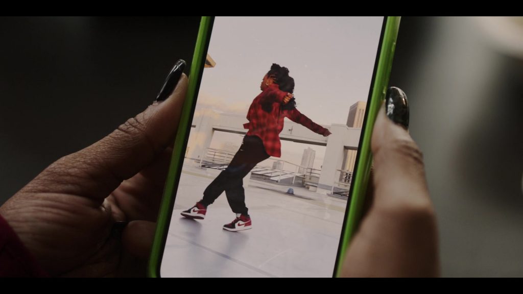 Nike Air Jordan Sneakers in The Lincoln Lawyer S03E02 “Special Circumstances” (2024) (Image 5)