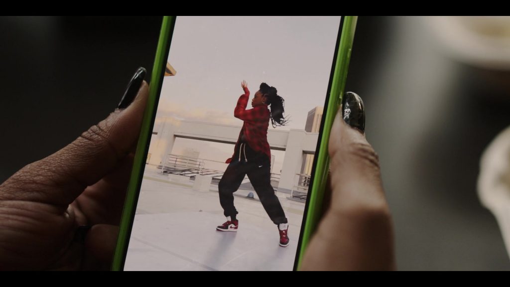 Nike Air Jordan Sneakers in The Lincoln Lawyer S03E02 “Special Circumstances” (2024) (Image 7)