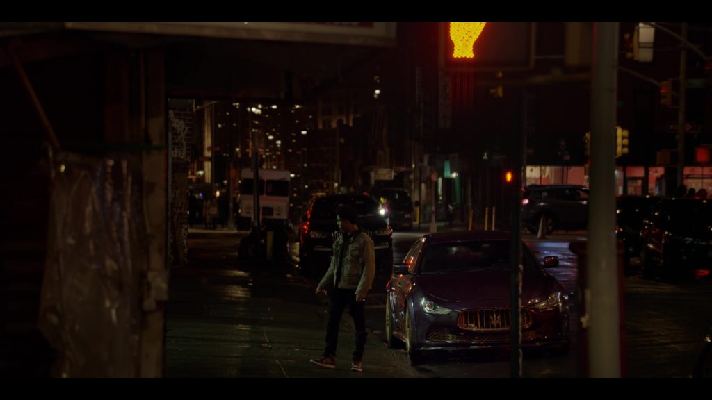 Nike Air Jordan Sneakers in The Penguin S01E03 “Bliss” (2024) (Image 1)