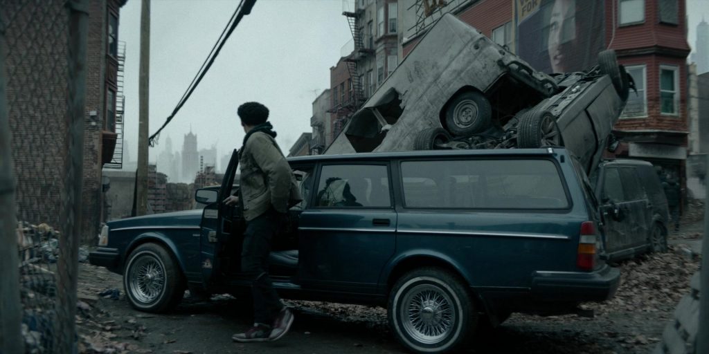 Nike Air Jordan Sneakers in The Penguin S01E05 “Homecoming” (2024) (Image 2)