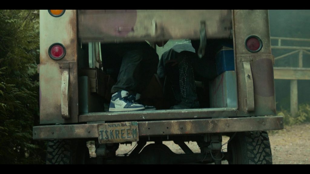 Nike Air Jordan Sneakers in Twisted Metal S02E12 “NUY3ARZ” (2025) (Image 6)