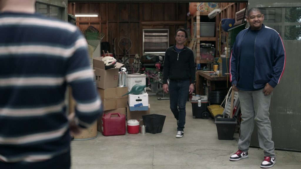 Nike Air Jordan Sneakers of Omar Benson Miller as Ben in The Unicorn S02E11 “So Far Away” (2021) (Image 1)