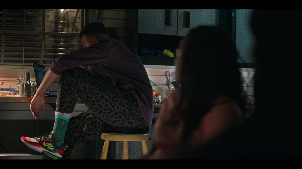 Nike Air Max 270 React Parachute Sneakers of Petrice Jones as Scot Cavendish in Locke & Key S02E03 “Small World” (2021) (Image 2)