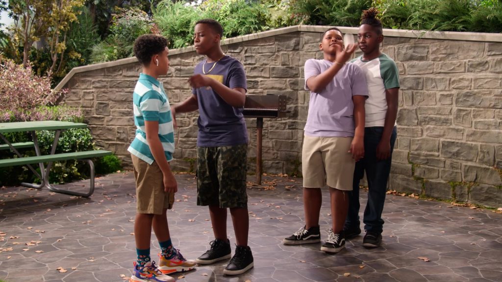 Nike Air Max 270 React Sneakers of Cameron J. Wright as Mazzi McKellan in Family Reunion S03E02 “Remember When Jade Broke a Nail” (2021) (Image 1)