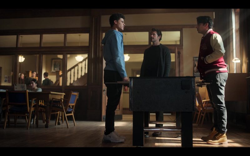 Nike Air Max 270 Sneakers of Kolton Stewart as Brinker Martin in Locke & Key S02E07 “Best Laid Plans” (2021) (Image 1)